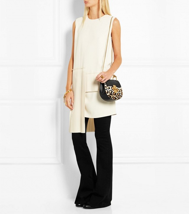 http://italia-ru.com/files/10-styling-tricks-we-learned-from-net-a-porter-1644417.640x0c.jpg