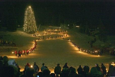 http://italia-ru.com/files/10capodanno-sulla-neve_fiaccolata.jpg