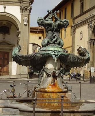 Один из фонтанов, оставшихся во Флоренции
