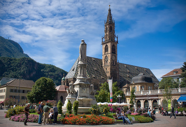 bolzano piazza Valterplatz