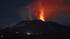 На Сицилии Этна продолжает активно извергаться