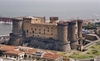 В замке Маскио Анджоино в Неаполе были случайно обнаружены ценные холсты XIV век