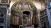 Беженец повредил две ценных статуи в римской базилике Святой Пракседы