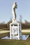 Внушительная статуя Колосса Геракла возвращается в Королевский дворец Венария Ре