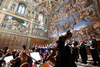 Ватикан впервые транслировал концерт из Сикстинской капеллы