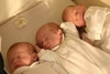 8-летняя итальянка стала матерью троих близнецов