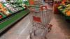В Реджо-Эмилии владелец супермаркета взял на работу иммигранта, просившего милос