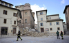 В Италии оживленную полемику вызвала политика мэрии разрушенного землетрясением 