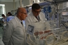 В Миланской больнице неонатологи провели уникальную операцию на кишечнике 750-гр