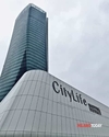 В Милане кипит работа, чтобы открыть новый торговый центр "Citylife" в срок
