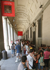 Феррагосто: бесконечные очереди туристов перед дверьми национальных музеев Тоска