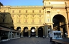 Коронавирус: мэр Флоренции запретил останавливаться на некоторых центральных пло