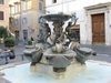 В Риме оштрафована пара за купание в фонтане