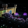 В Леджиуно можно полюбоваться на сад и дом, украшенные тысячами рождественских о