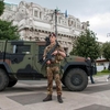 В Милане нелегал пытался убить военного ножницами