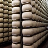 Французская корпорация "Lactalis" нацелилась на итальянский пармезан