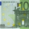 Какова фактическая ценность 100 евро в Италии и других странах Европы?