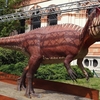 Динозавр Сальтриовенатор "поселился" в садах Монтанелли в Милане