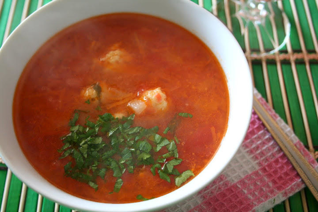Густой итальянский томатный суп с макаронами и фаршем