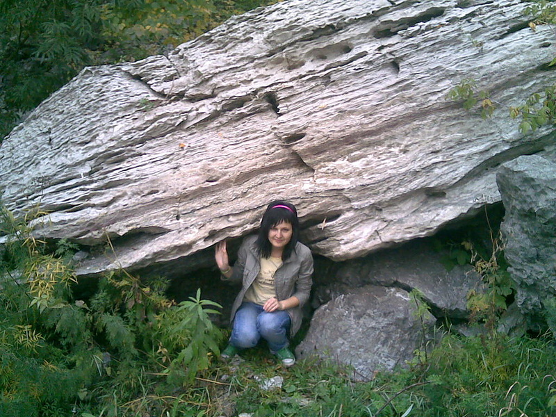 есть у нас в городе место, которое называется Висячий Камень