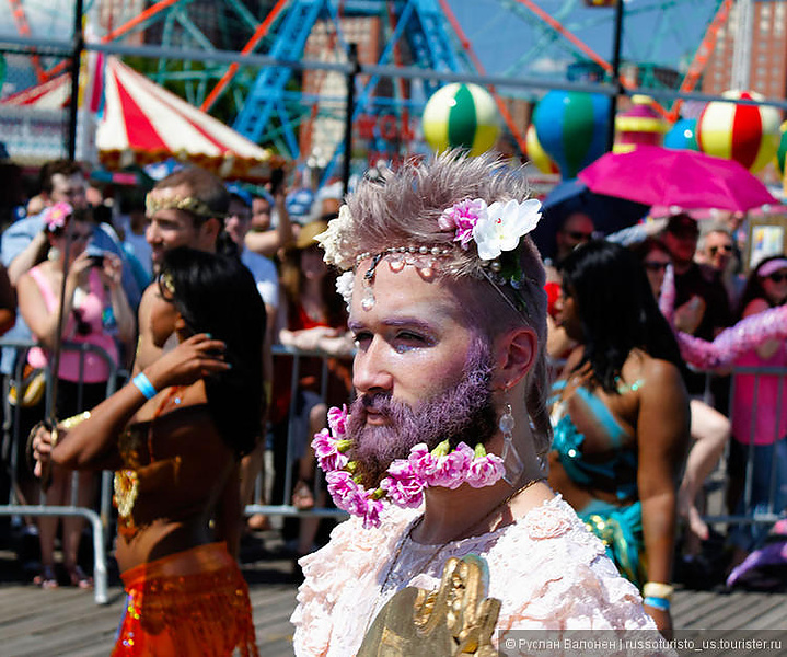 Американский парад русалок