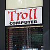 Компьютерный магазин для троллей