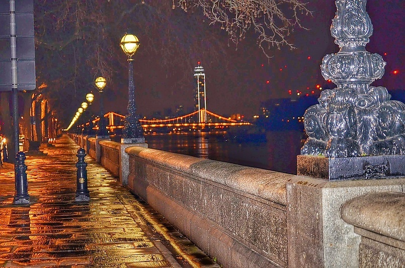 Набережная . Лондон