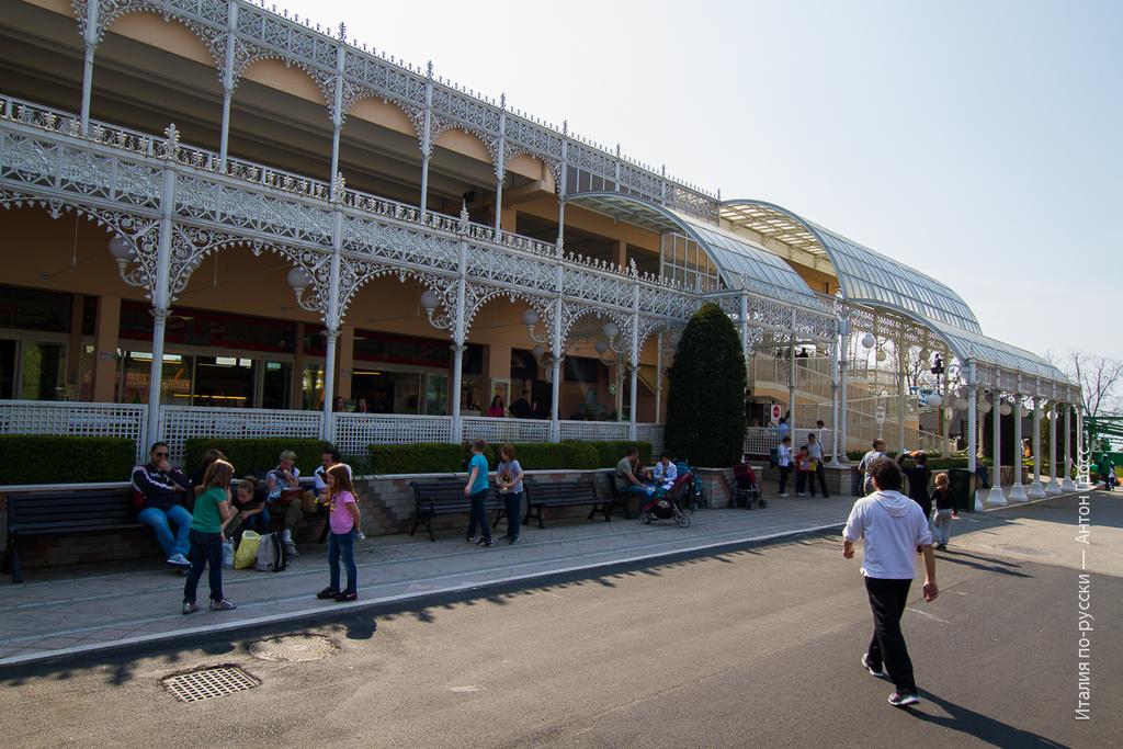 Станция в стиле Art Nouveau
