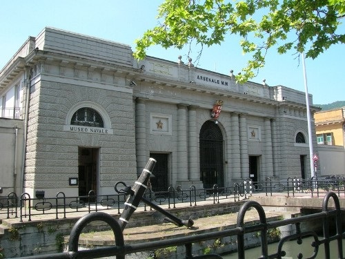 http://italia-ru.com/files/museo_navale.jpg