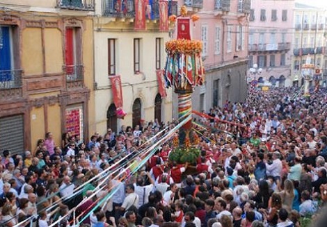 http://italia-ru.com/files/processione_sassari_0.jpg