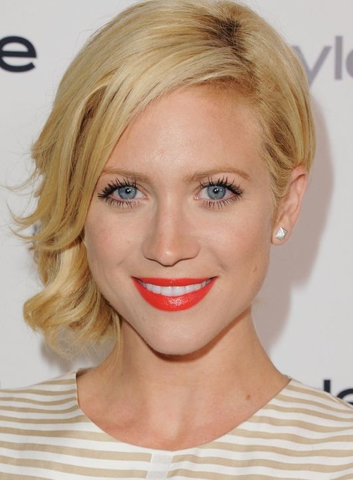 http://italia-ru.com/files/brittany-snow-.jpg