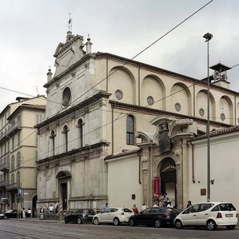 http://italia-ru.com/files/chiesa_san_maurizio.jpg