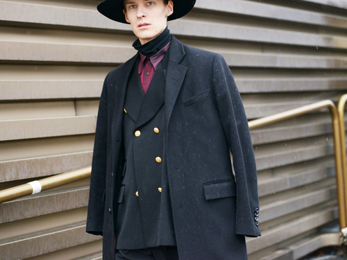 http://italia-ru.com/files/pitti-day-3-black-corvo.jpg