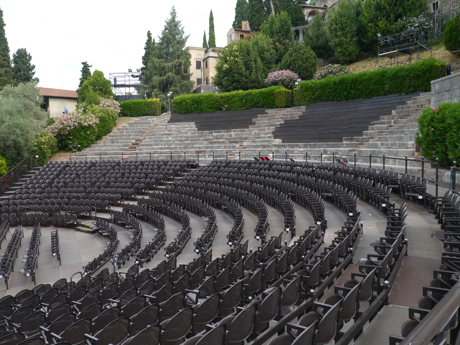 Римский театр (Teatro Romano) в Вероне